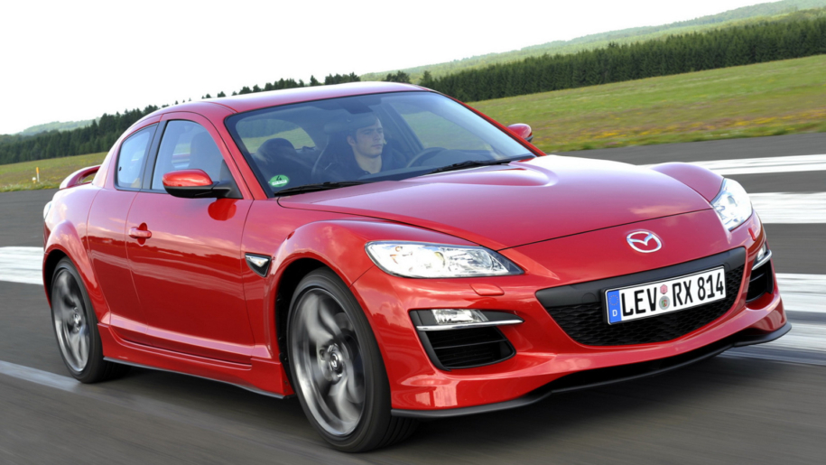 Mazda RX-8: επαναστάτης με αιτία