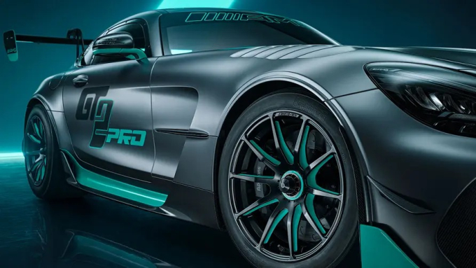 Mercedes AMG GT2 Pro: Top Gun! [Βίντεο]