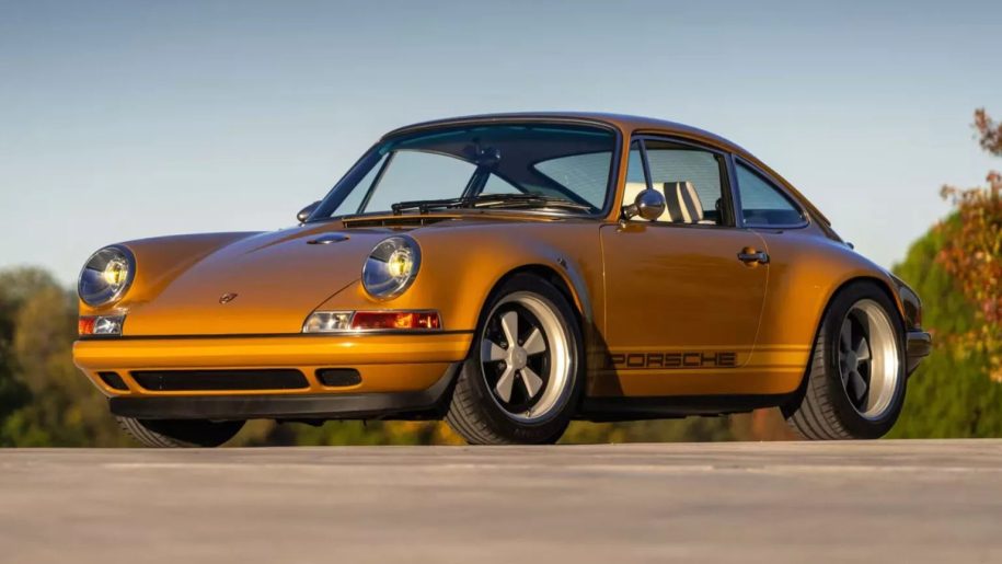 Namibia Yellow Singer Porsche 911:  Γιατι αναμένεται να πουληθεί για 1,3 εκατομμυρίων δολαρίων
