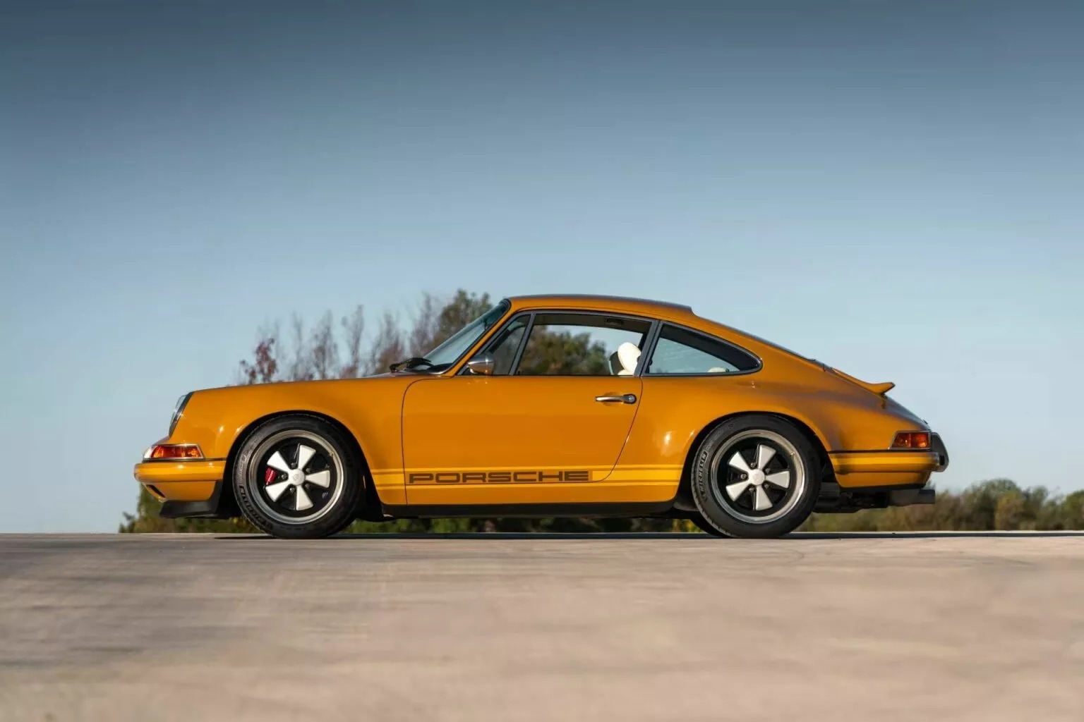 Namibia Yellow Singer Porsche 911