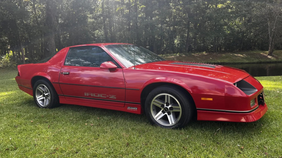 Chevrolet Camaro Rad IROC-Z:  Το «καμάρι» της Chevy! [Βίντεο]