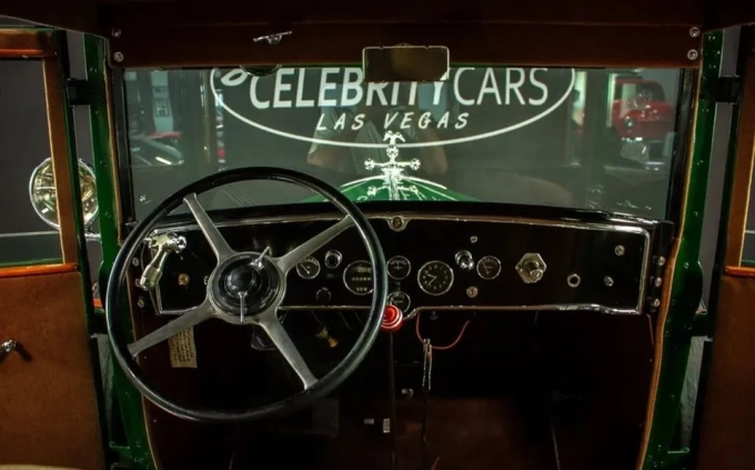 interior of al capone's car