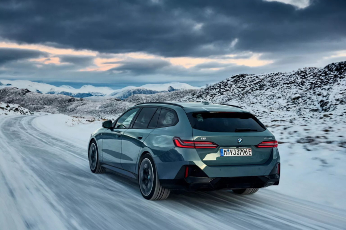 BMW 5 Touring: Τώρα και σε ηλεκτρική έκδοση!