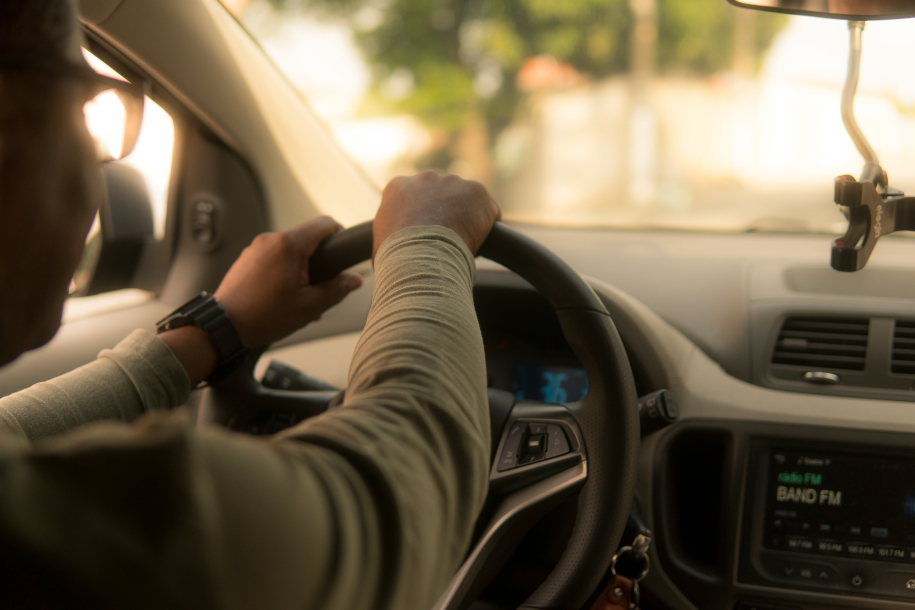 Πρόβλημα στο τιμόνι: 6 ανησυχητικά σημάδια - Τί να προσέξετε