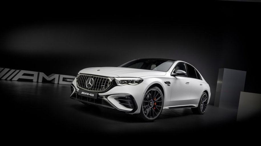 Mercedes-AMG E53 Hybrid 4Matic: Νέα γερμανίδα καλλονή με τους 603 ίππους