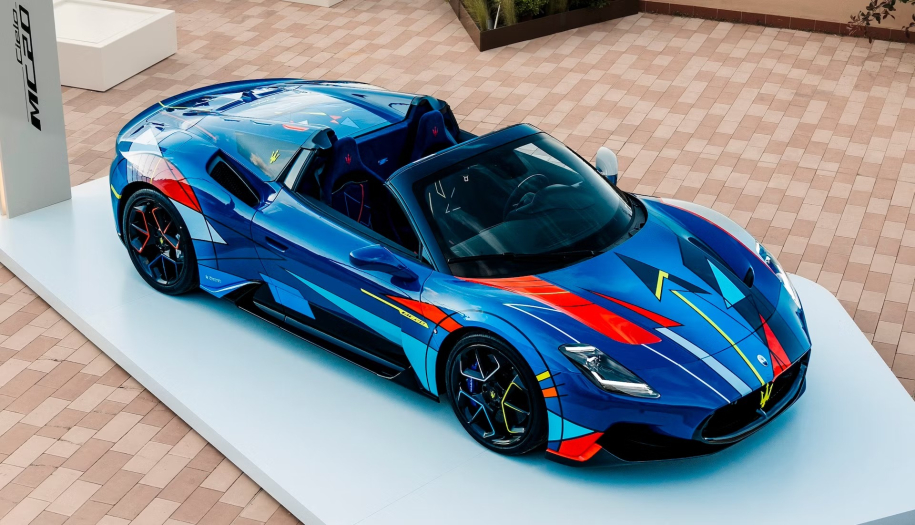 Maserati MC20 Cielo Opera D'arte: Μια εκπληκτική δημιουργία ζωγραφισμένη στο χέρι!