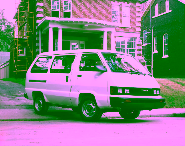 1984_toyota_passenger_van_03
