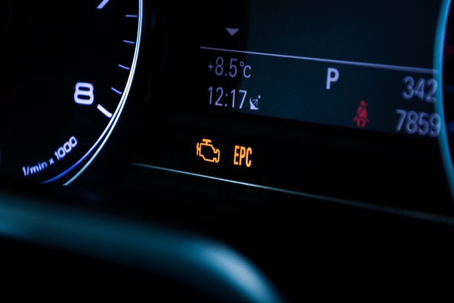 Μπορεί να σβήσει από μόνο του το «Check Engine» στο ταμπλό;