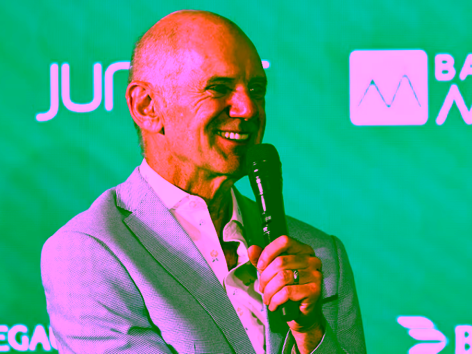 F1:Ο Adrian Newey θα κάνει την πρώτη του εμφάνιση με την ομάδα της Aston Martin στο Μονακό