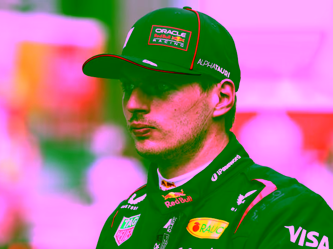 F1: Ο Max Verstappen λέει πως «θα φέρει χαρτομάντIλα για τον George Russell»