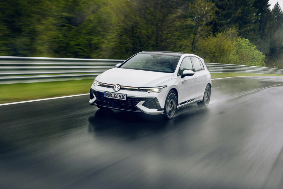 Νέο ηλεκτρικό Volkswagen Golf GTI: Το επερχόμενο hot hatch θα είναι ένα «τέρας»