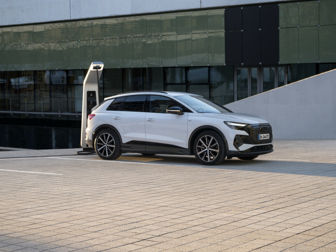 Audi: «Ο κόσμος δεν θα αφήσει τους πολιτικούς να του επιβάλλουν τι αυτοκίνητα να οδηγεί»
