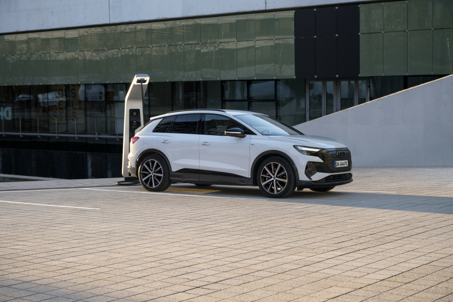 Audi: «Ο κόσμος δεν θα αφήσει τους πολιτικούς να του επιβάλλουν τι αυτοκίνητα να οδηγεί»