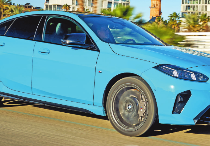 BMW M235 xDrive Gran Coupe: Γεννημένη για οδηγούς