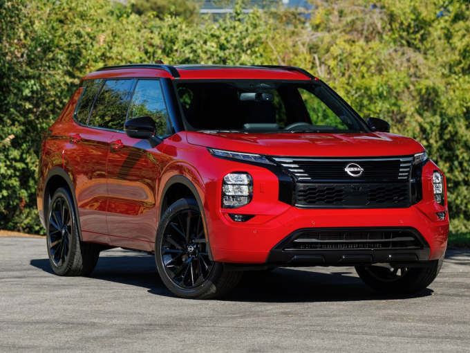 Nissan Rogue 2026: Το νέο Plug-in Hybrid SUV με 7 θέσεις και 61 χλμ. ηλεκτρικής αυτονομίας