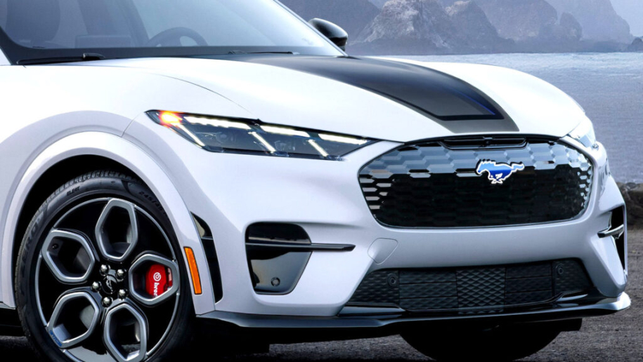 Ford Mustang Mach-E 2026: Η Ford διορθώνει το πιο ενοχλητικό σημείο του αυτοκινήτου