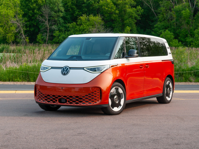 VW ID. Buzz: Παύση για το 2026, αλλά επιστρέφει δυναμικά το 2027