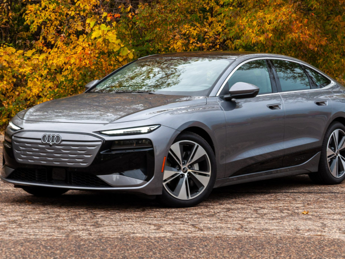 Audi A6 E-Tron 2025: Δοκιμάζουμε την ηλεκτρική επανάσταση με κίνηση πίσω!