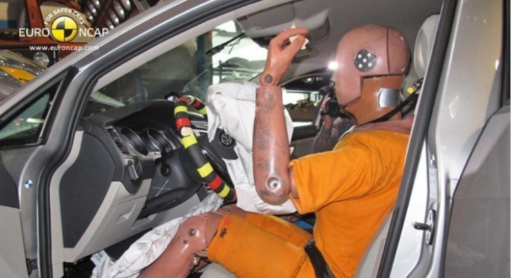 Οι αρχές εφιστούν την προσοχή στους οδηγούς για ελαττωματικούς αερόσακους, κινεζικής κατασκευής