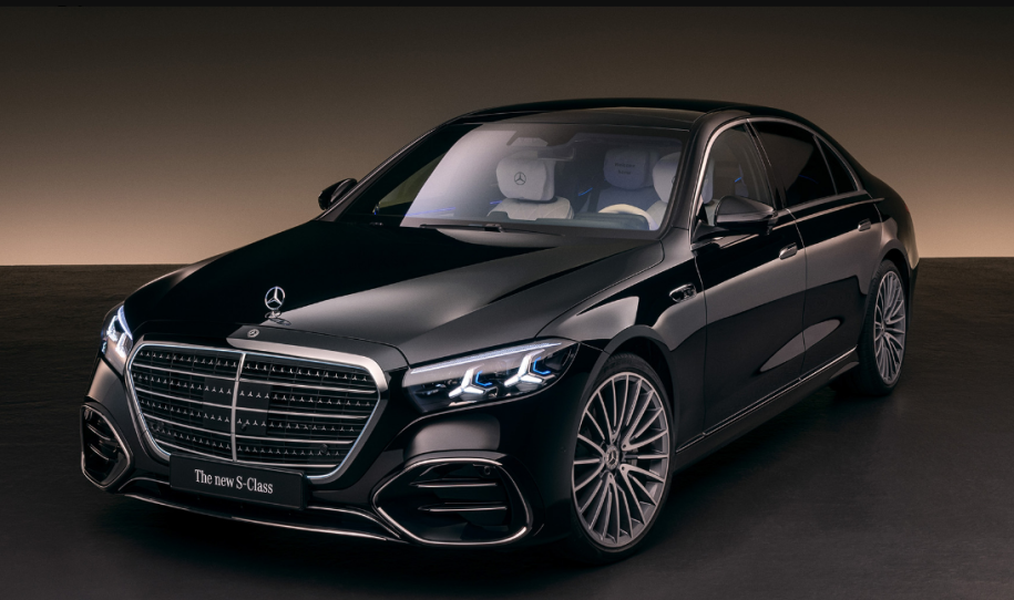 Η νέα Mercedes S-Class αναβαθμίστηκε σε όλα τα επίπεδα