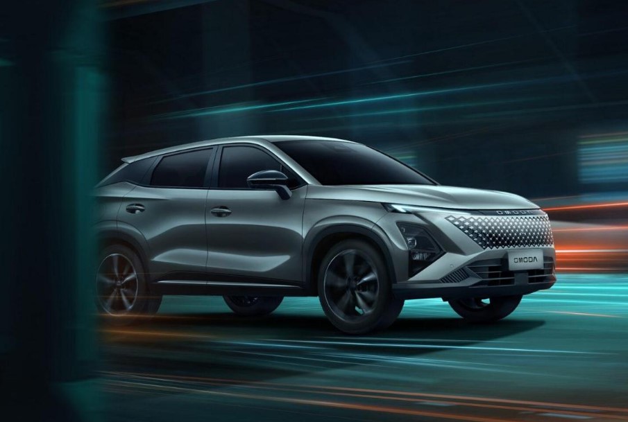 Δοκιμάζουμε το οικογενειακό ηλεκτρικό Omoda 5